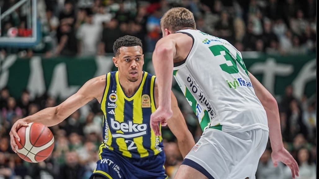 Bursaspor evinde Fenerbahçe Beko'yu uzatmalarda yıktı!