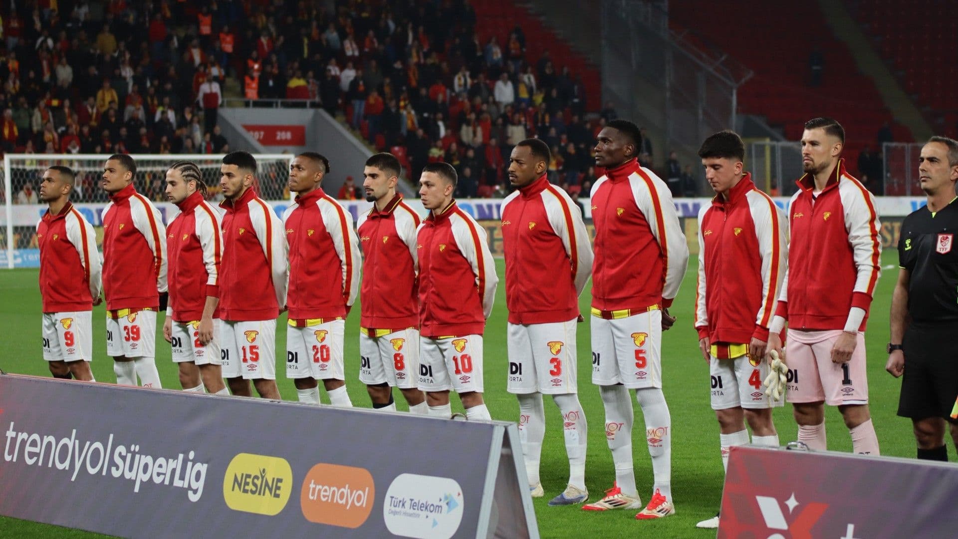 Göztepe kritik virajda! Nisan ayı zorlu geçecek