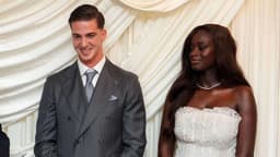 Bertuğ Yıldırım evlendi: İlk paylaşımda Hamburger sürprizi!