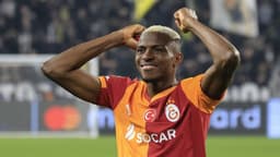 Galatasaray'da Osimhen için sevindiren ihtimal! Sağlık heyeti harekete geçti