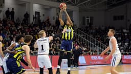 Fenerbahçe Beko, ONVO Büyükçekmece'yi son çeyrekte devirdi