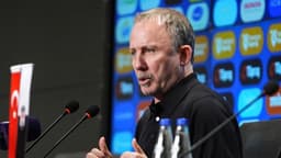 Sergen Yalçın 8 futbolcuyu kadroda istemiyor!