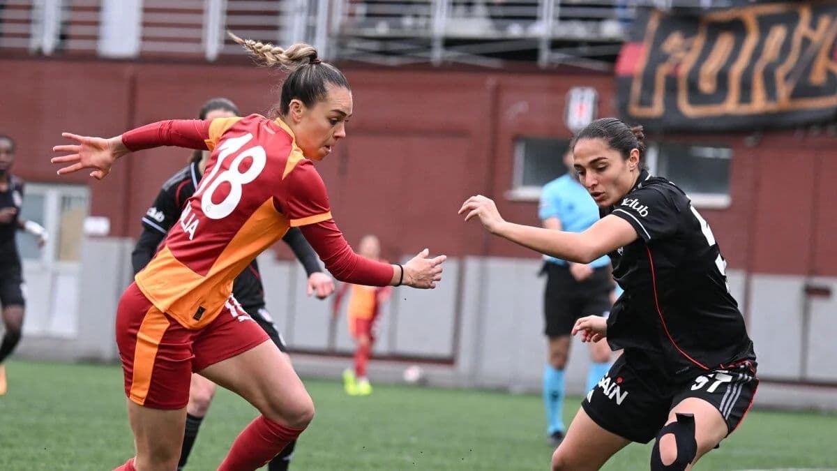 Beşiktaş-G.Saray derbisinde mucize: 4-1’den geri döndüler
