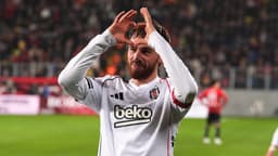 Orkun Kökçü attı, Sergen Yalçın kıskandı! "Sergen hocanın attığı golü de izledim..."