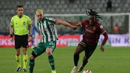 Konya’da son söz 85’te! Konyaspor tek attı üç aldı