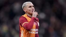 Torreira, Türkiye - Romanya maçında gündem oldu!
