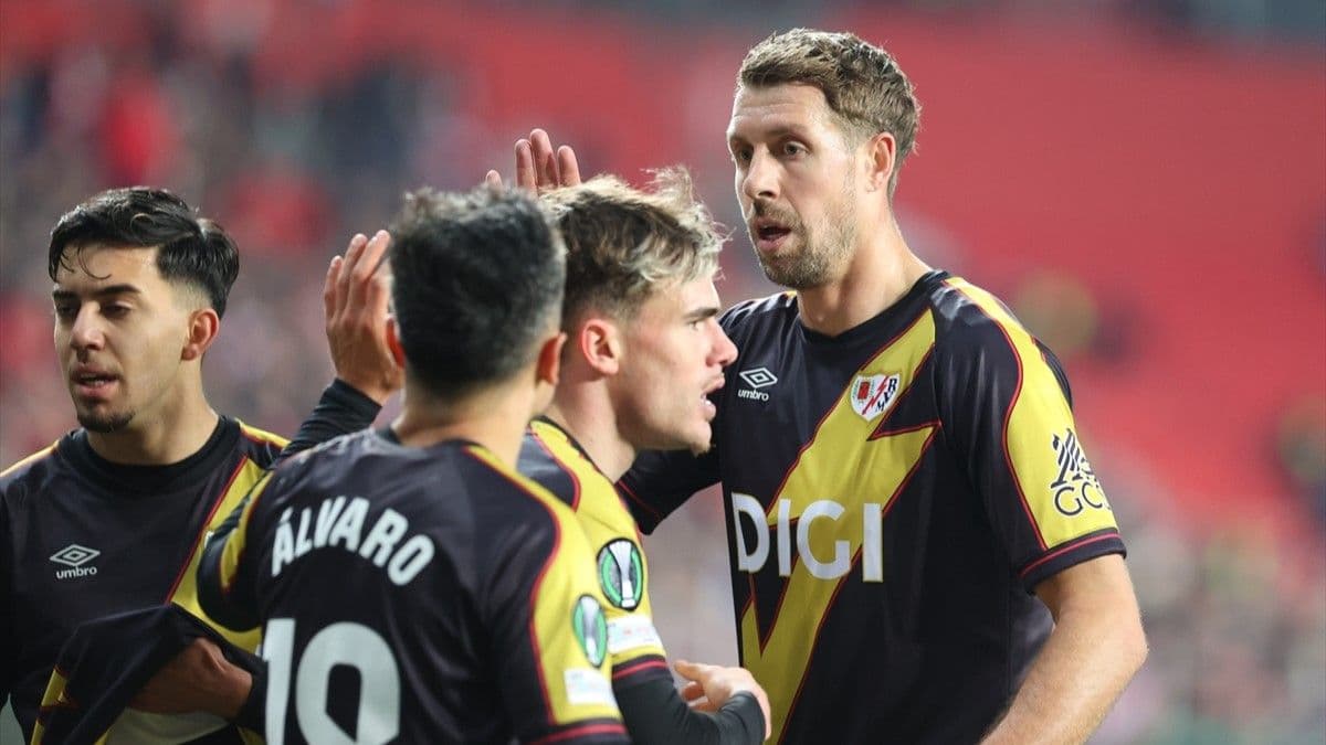 Samsunspor, Rayo Vallecano'ya kaybetti! Tur rövanşa kaldı