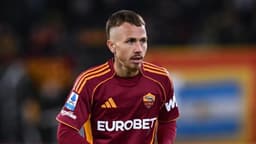 Galatasaray'ın eski oyuncusu 6 ay sonra sahalara döndü!