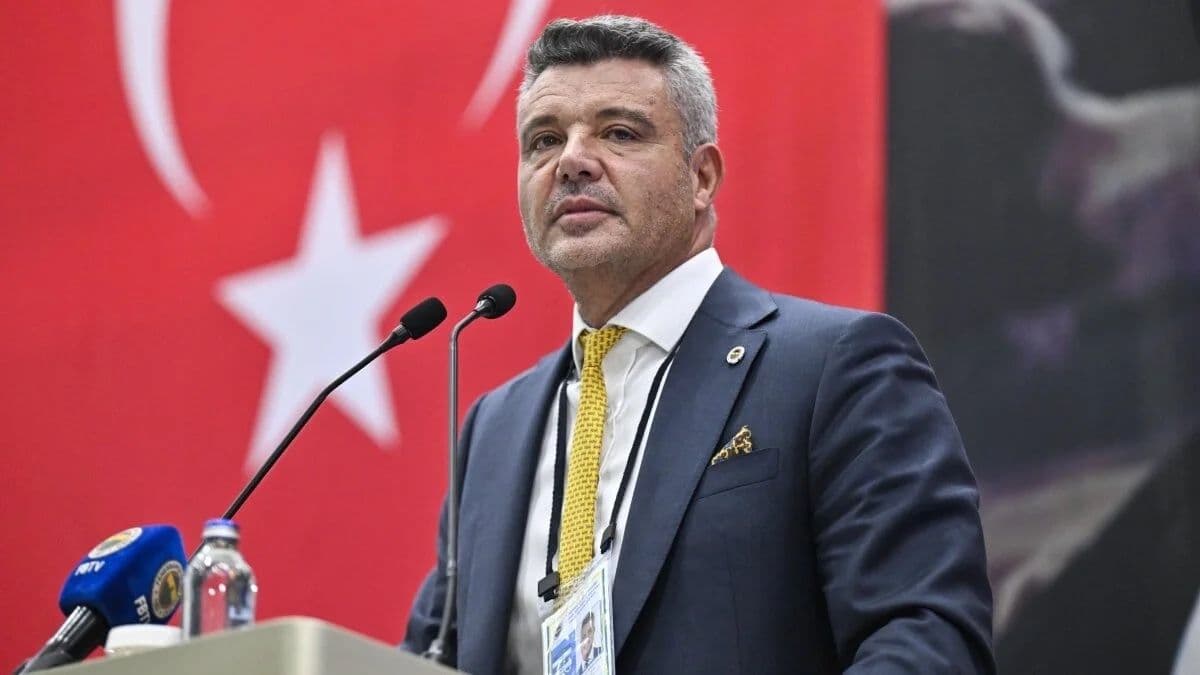 Fenerbahçe'de Divan Kurulu Toplantısı ertelendi!