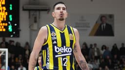 Nando De Colo: "Sezon sonu tarih yazabilirsek harika olur"