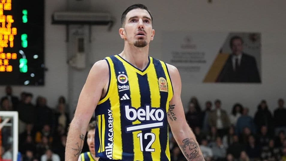 Nando De Colo: "Sezon sonu tarih yazabilirsek harika olur"