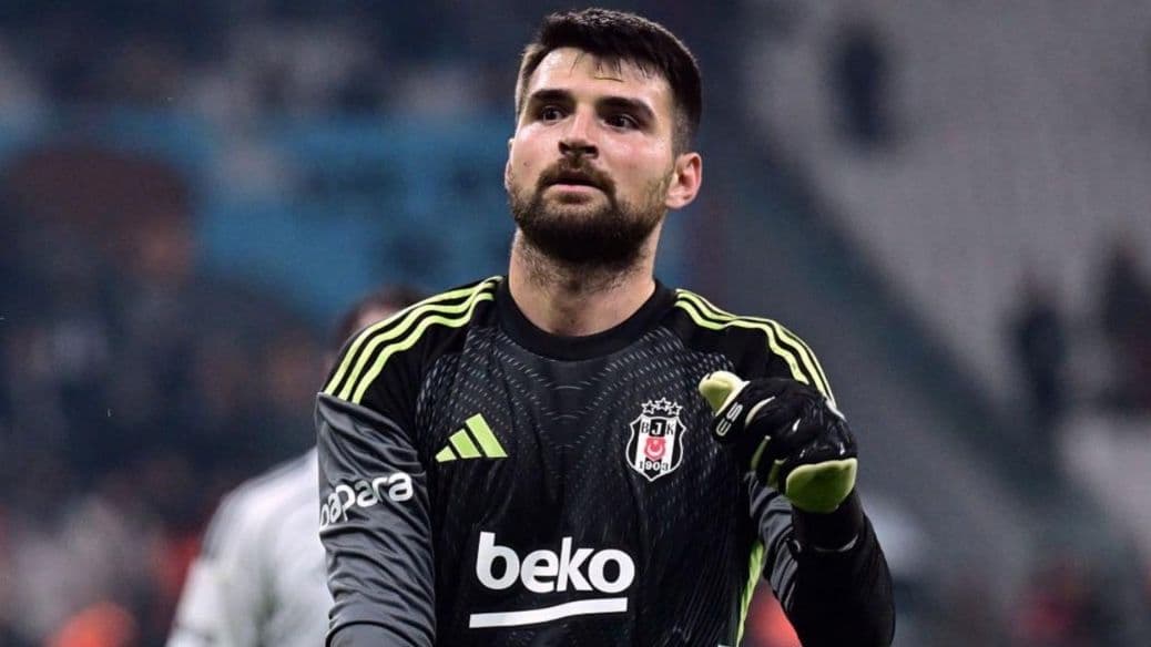 Beşiktaş'ta Ersin Destanoğlu'na sürpriz talip!