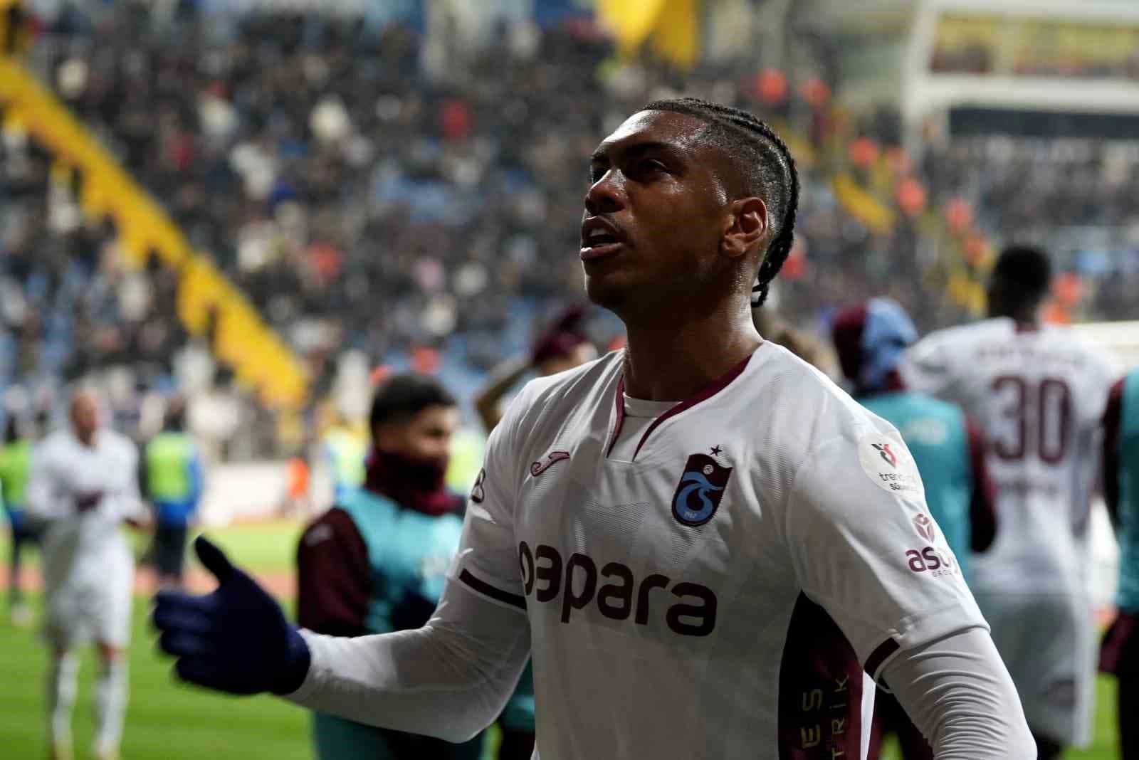 Gündeme bomba gibi düşen takas iddiası! Trabzonspor'a Augusto'ya karşılık Süper Lig'in eski yıldızını önerdiler