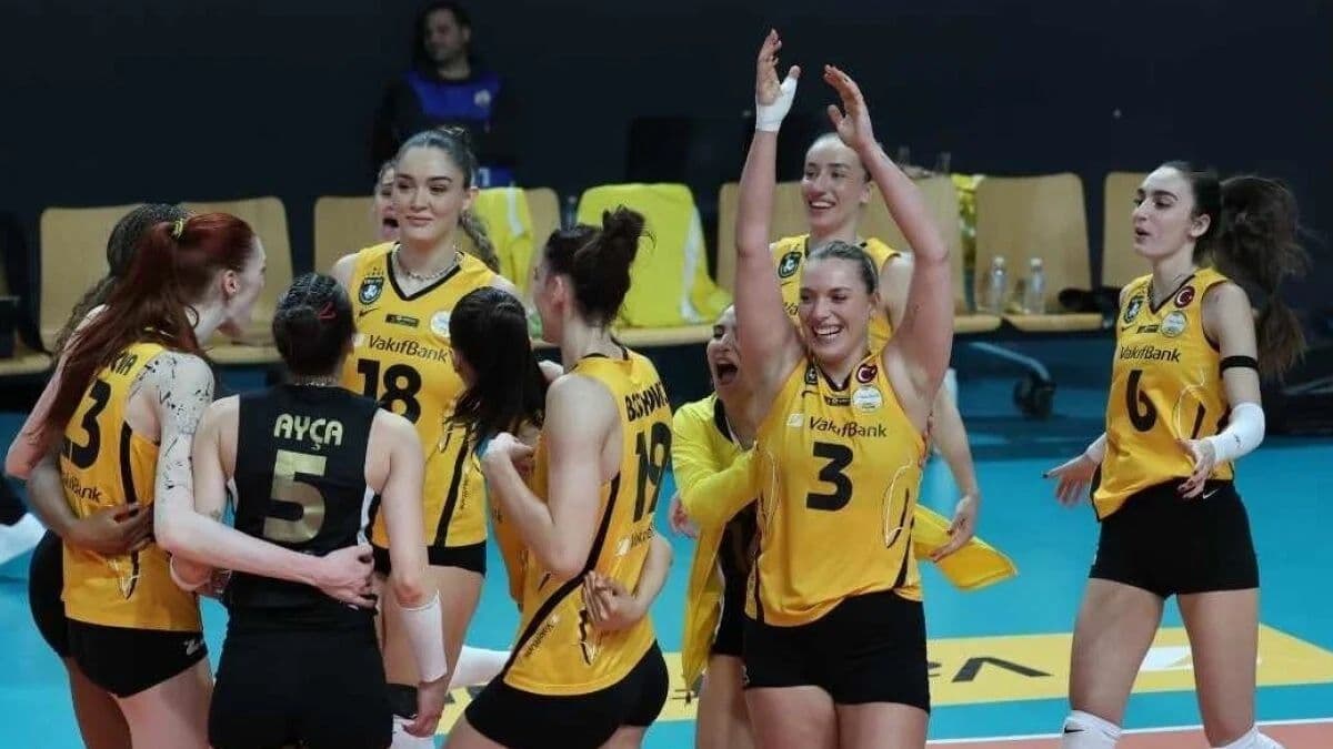 VakıfBank,  deplasmanda Türk Hava Yolları'nı devirdi