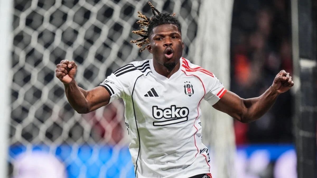  El Bilal Toure'den Gençlerbirliği maçı sonrası: "O aptallar gibi olmayın"