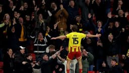 Sahada kalp krizi geçirmişti... Döndü, ilk golünü attı!