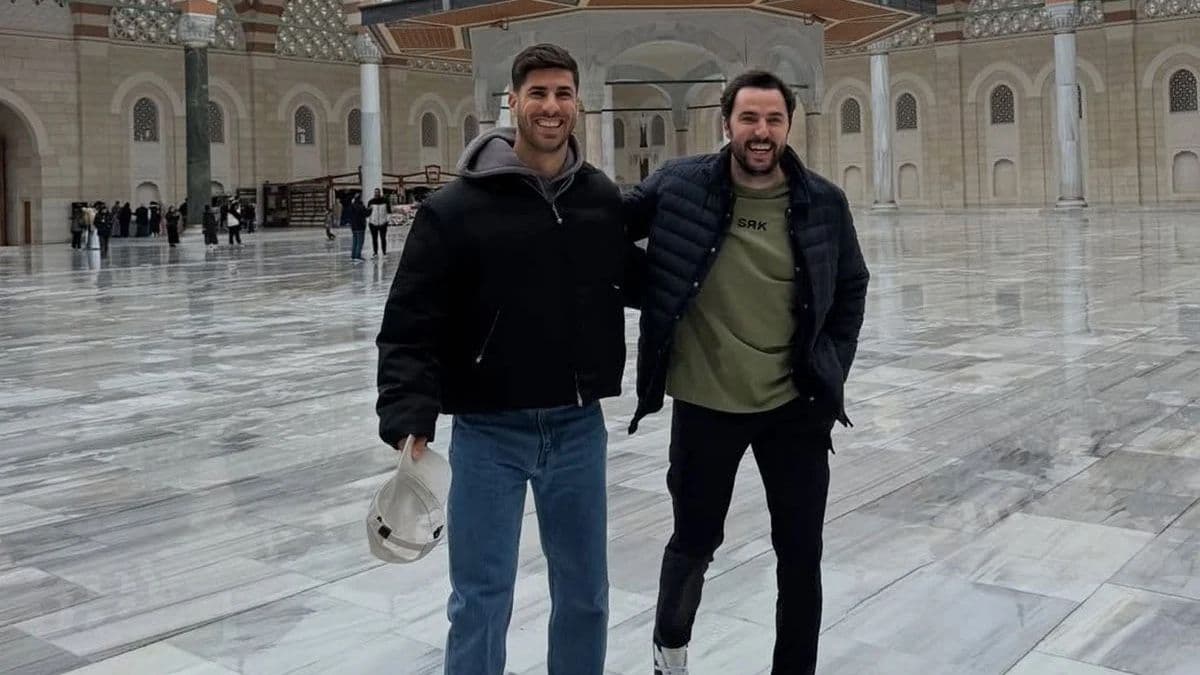 Fenerbahçe’nin yıldızı, Çamlıca Camii’nden paylaşım yaptı