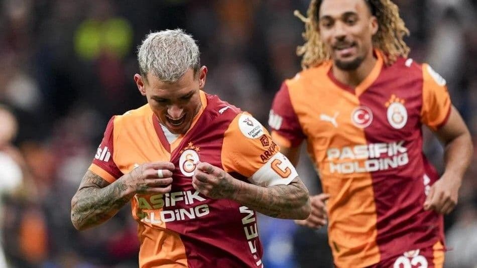 Lucas Torreira Boca Juniors’u kafaya taktı! Transfer...