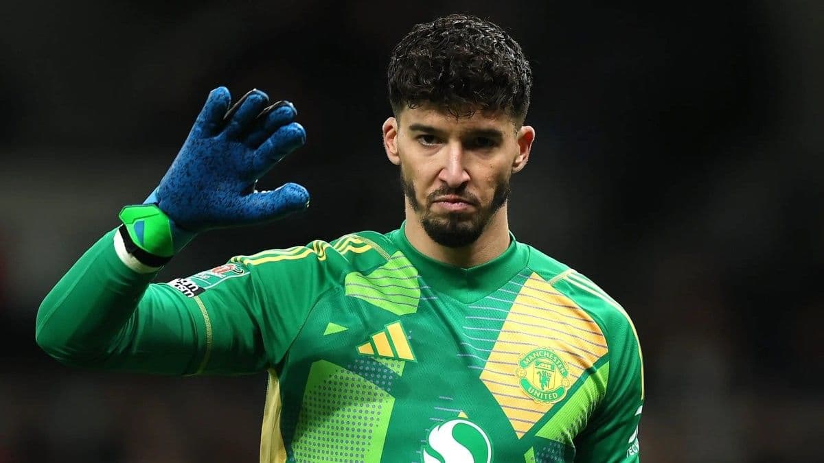 Altay Bayındır kararı! Manchester United...