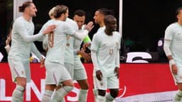 Dev maçta Süper Lig rüzgarı: Sara siftah yaptı