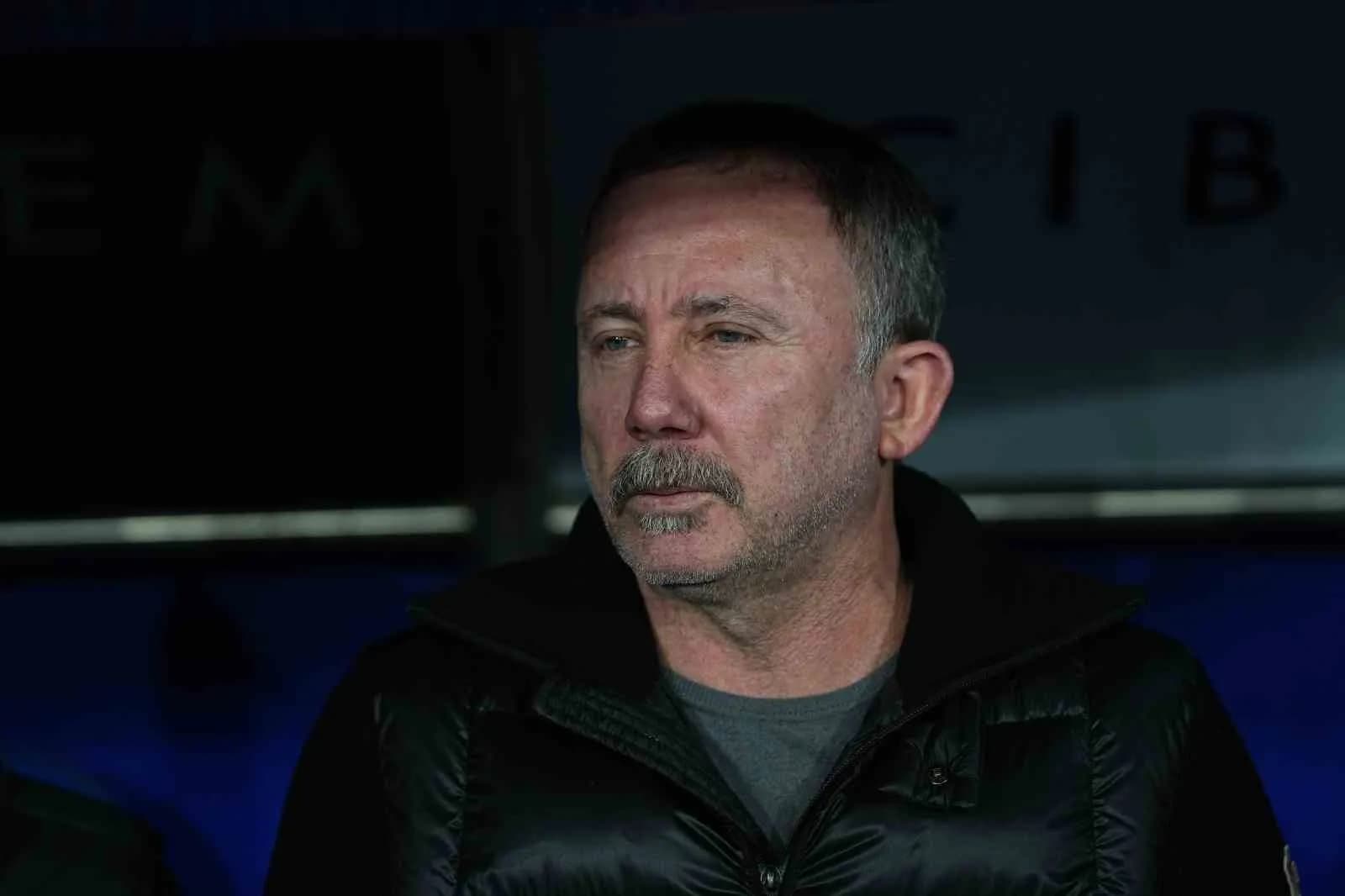 Beşiktaşlı yıldızlara teknik direktör değişimi sorusu!