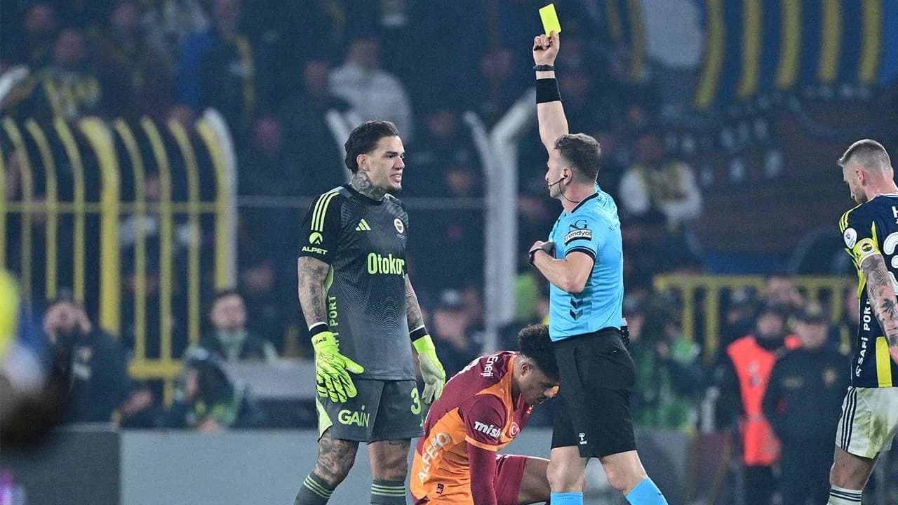 Fenerbahçe - Galatasaray maçından kare