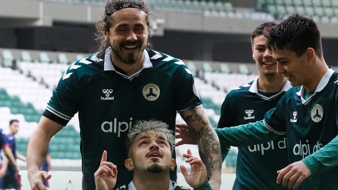 Giresunspor, Düzcespor’u eli boş gönderdi!