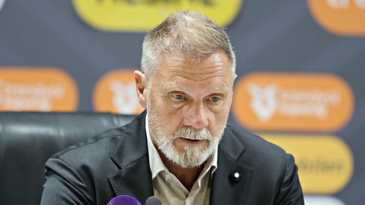 Samsunspor'da Thorsten Fink 3 maç men cezası aldı