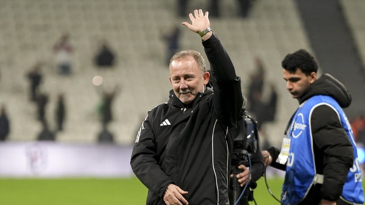 Sergen Yalçın, Beşiktaş'ın başında 100. Süper Lig maçına çıkacak