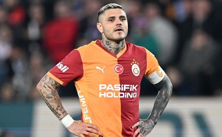 Galatasaray'da Trabzonspor yenilgisinin faturası Mauro Icardi'ye kesildi
