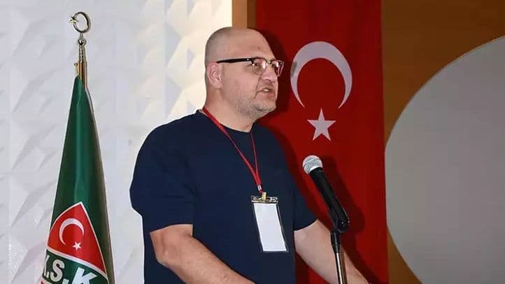 Karşıyaka'da Aygün Cicibaş'tan devam kararı