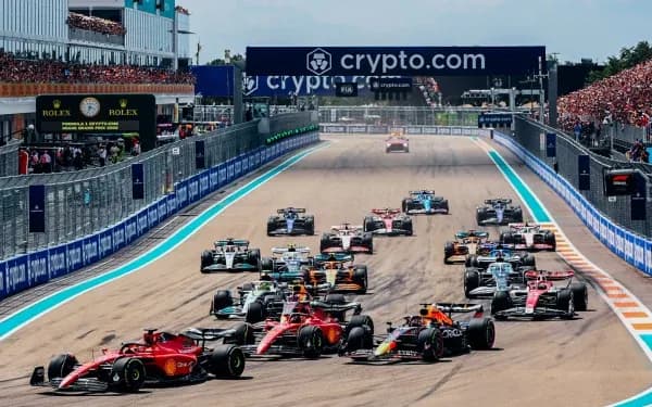 2025 Miami Grand Prix start anı