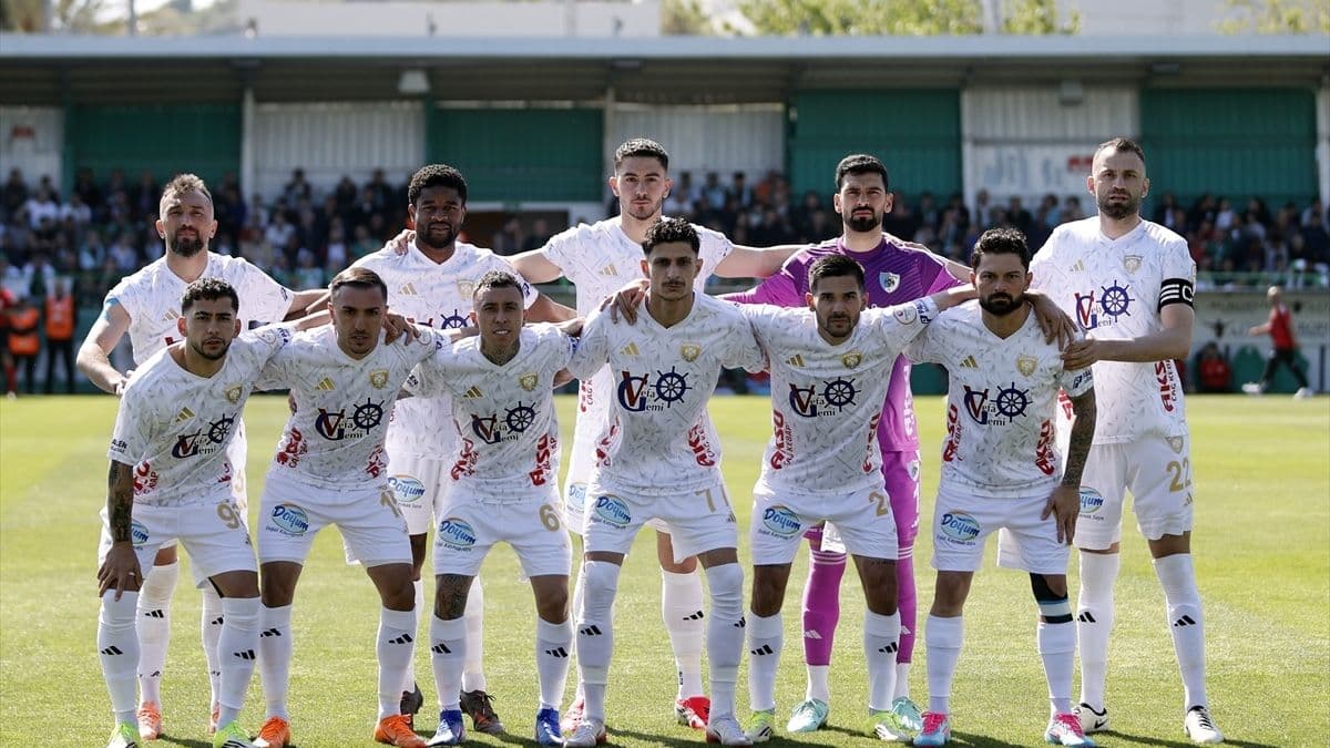 Erzurumspor Bodrum’da Tarih Yazdı, Süper Lig’e Geri Döndü!