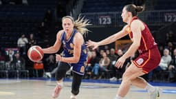 Galatasaray'ı yenen Fenerbahçe yine şampiyon oldu!