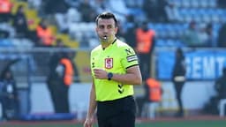 Beşiktaş - Antalyaspor maçının hakemi Adnan Deniz oldu