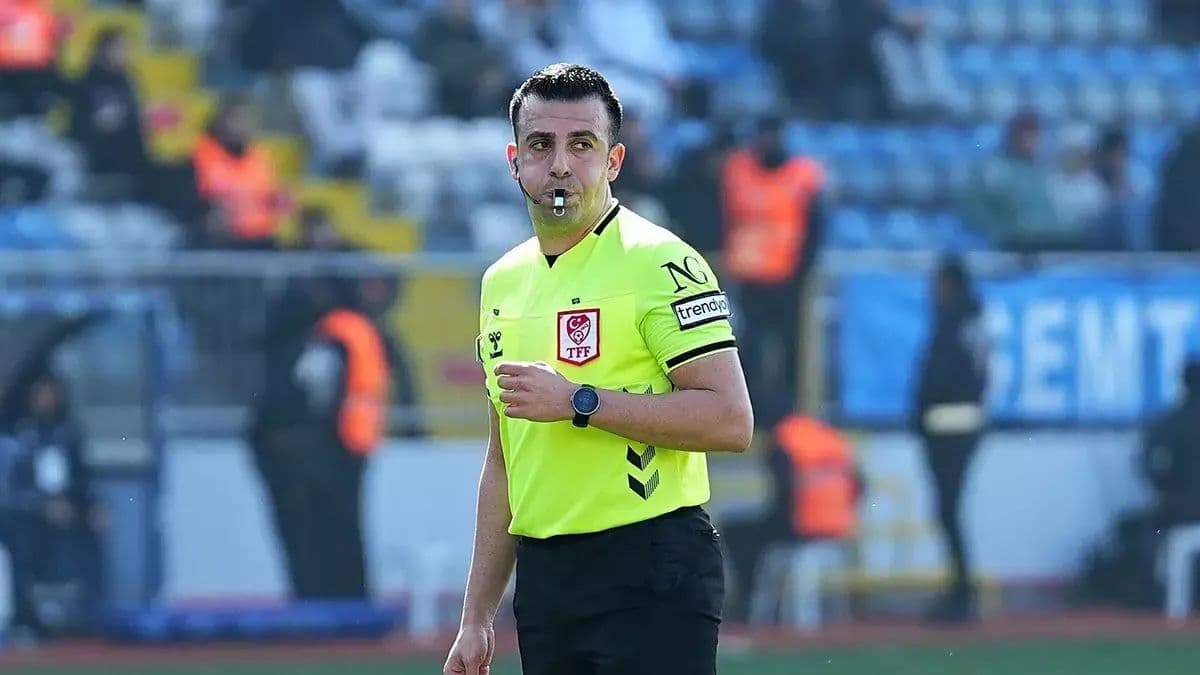 Beşiktaş - Antalyaspor maçının hakemi Adnan Deniz oldu