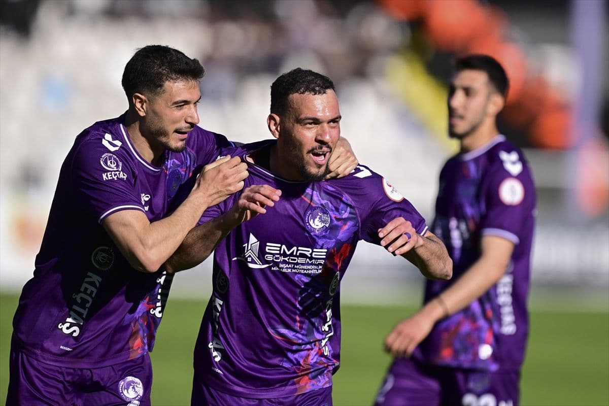 Emre Gökdemir İnşaat Ankara Keçiören - Manisa Futbol Kulübü maçı