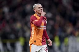 Galatasaray Torreira yerine Ugarte’yi transfer etmek istiyor
