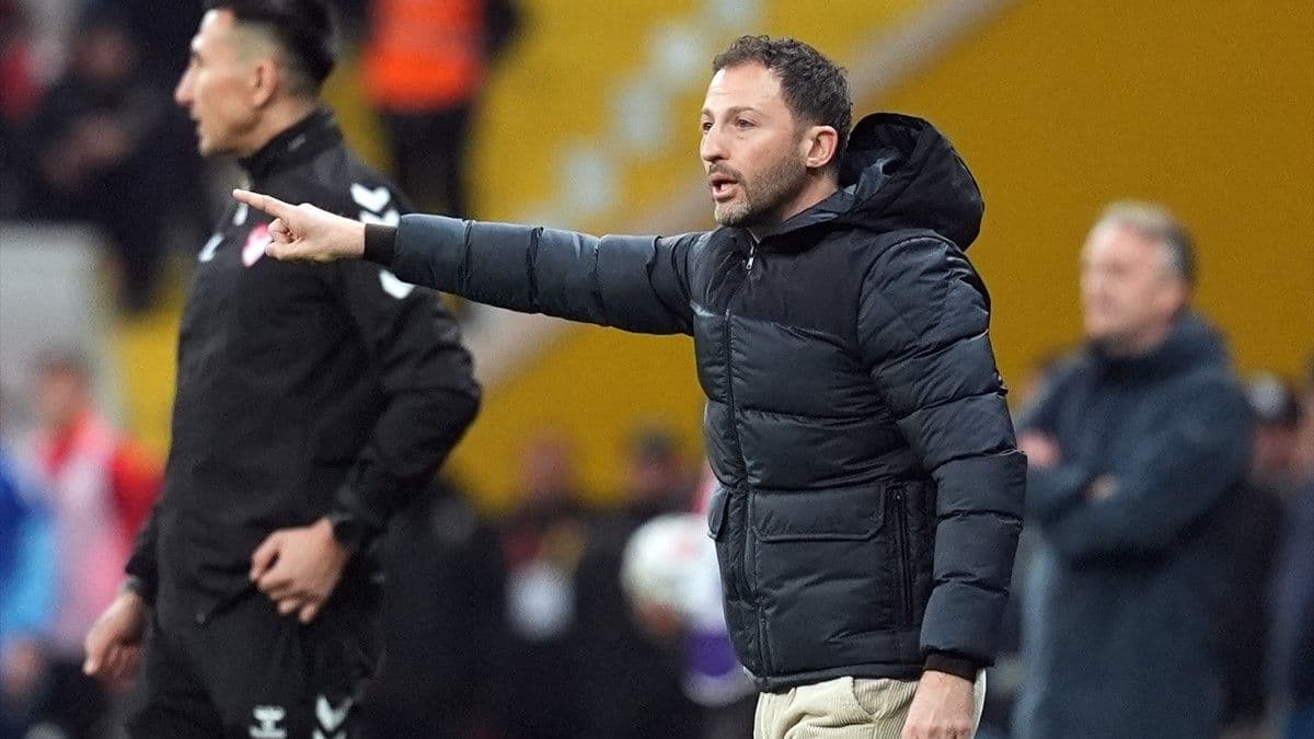 Tedesco'dan son toplantı! Derbi konuşması yaptı