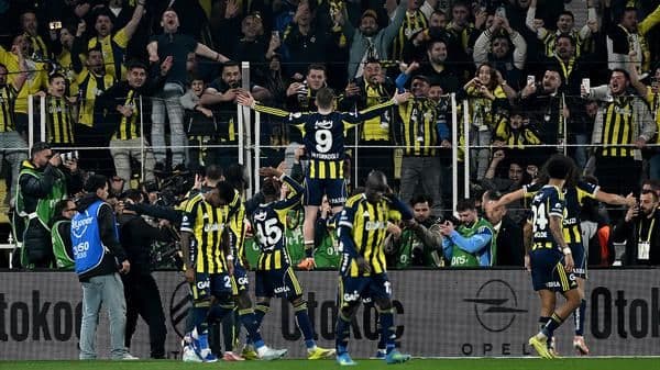 Fenerbahçe yeniden umutlandı! 30 yıllık rekor kırıldı