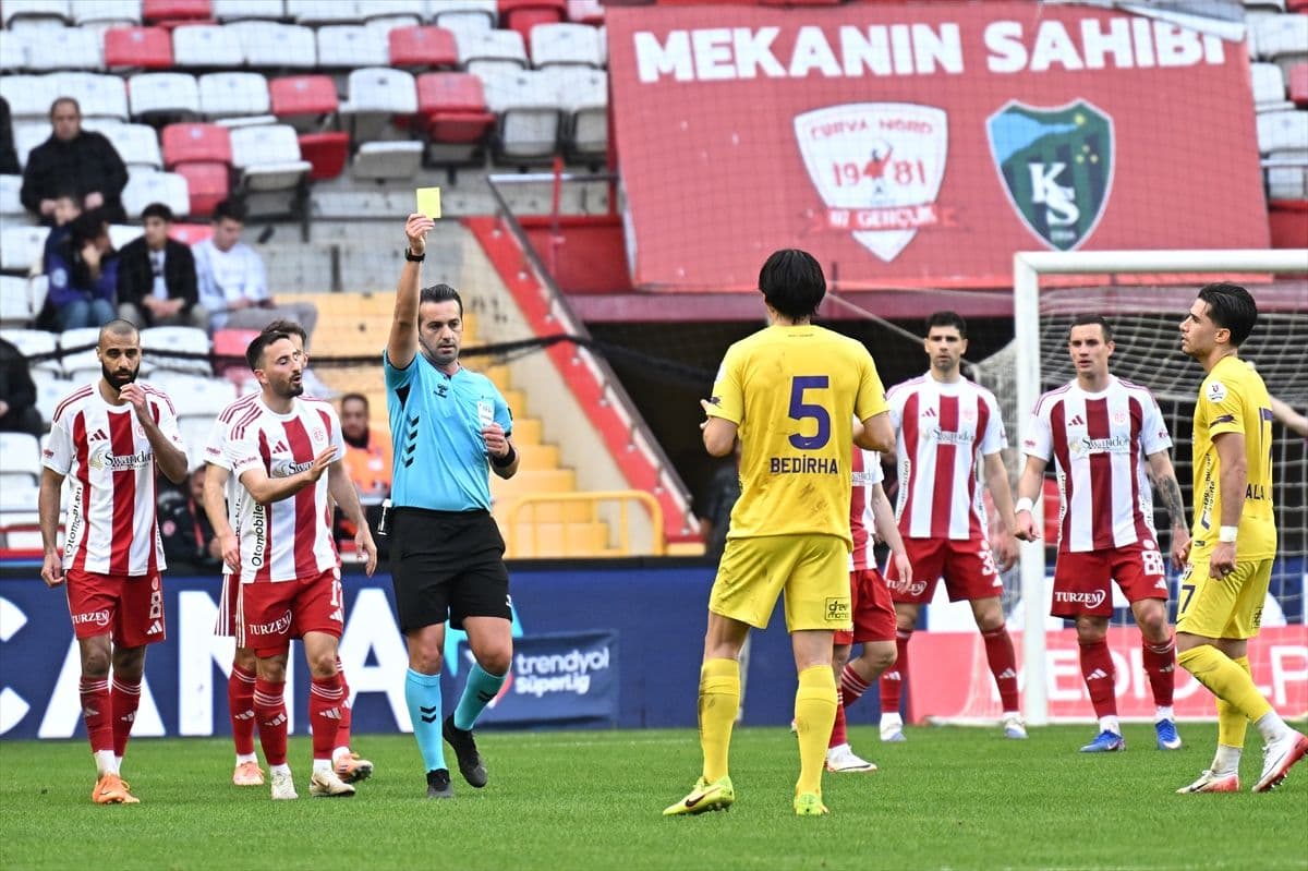 Bedirhan Özyurt&nbsp; / Hesap.com Antalyaspor - ikas Eyüpspor
