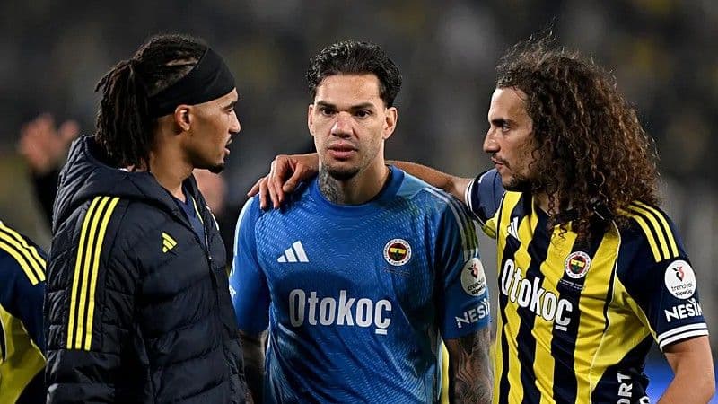 Fenerbahçe'den Ederson kararı: Menajeri İstanbul'a çağrıldı!