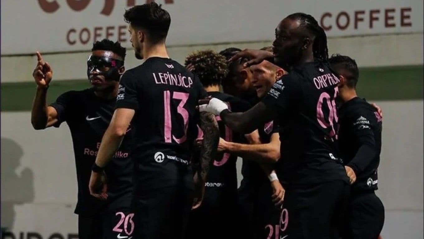 Azerbaycan'da şampiyon belli oldu