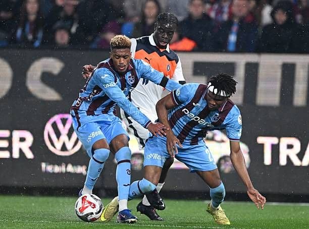 Wagner Pina - Chibuike Nwaiwu