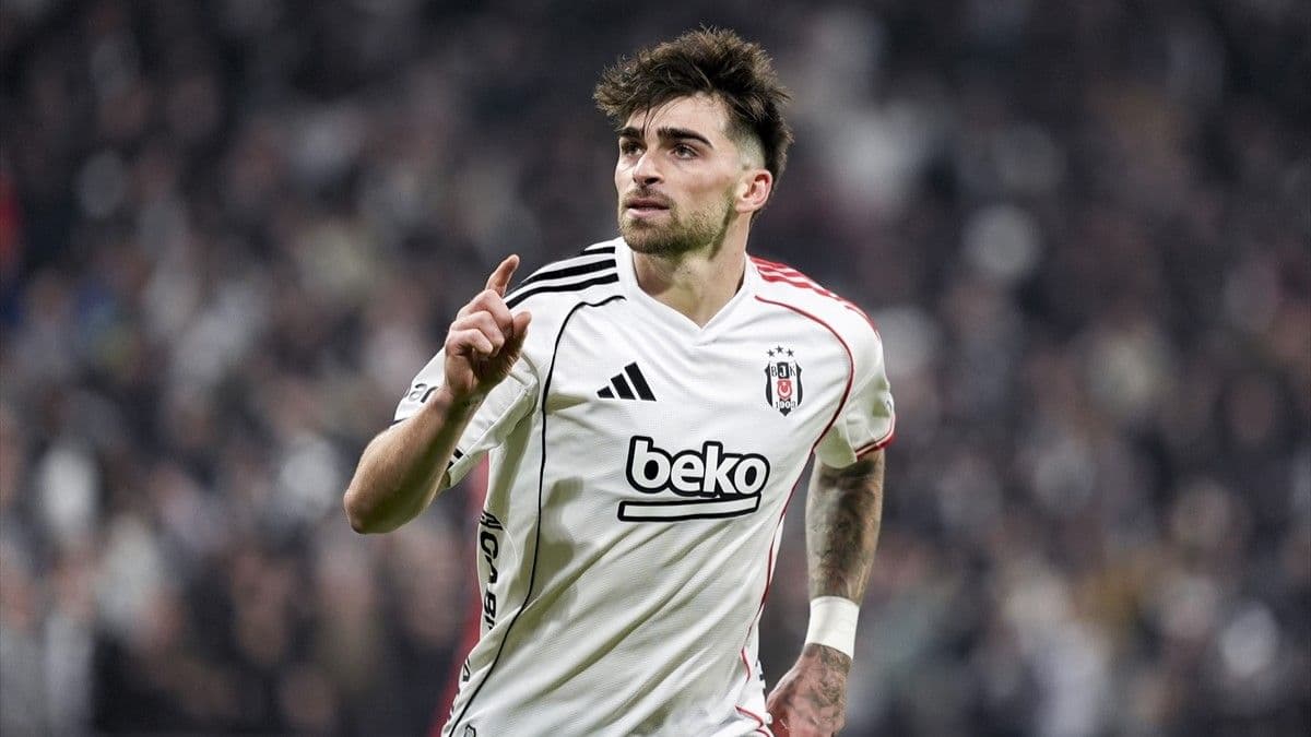 Beşiktaş oyuncusu Jota attığı golün ardından sevinç yaşadı.