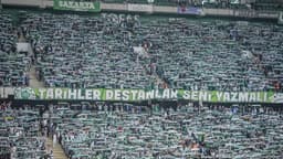 Bursaspor, TFF 2. Lig'de seyirci sayısı rekorunu kırdı!