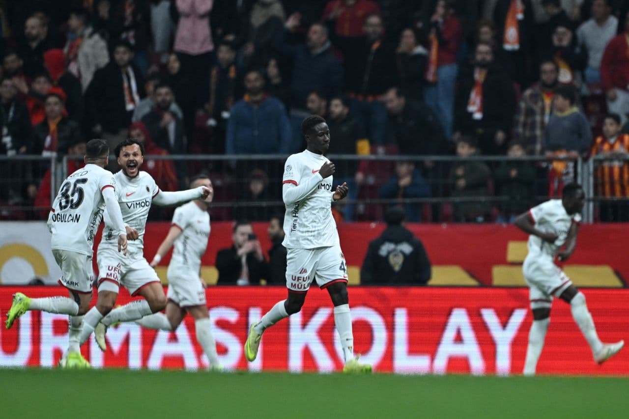 Galatasaray 0 - 2 Gençlerbirliği
