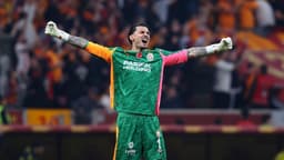 Uğurcan Çakır: "Galatasaray'da yaşadıklarımdan gurur duyuyorum"