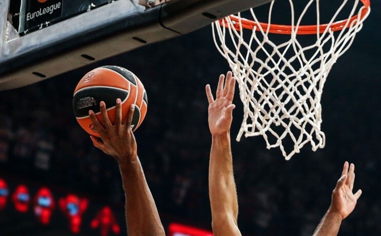 FIBA, Avrupa Ligi ​​ve NBA, Avrupa basketbolunun geleceğini dev zirvede masaya yatırdı