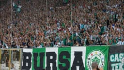 Trendyol 1. Lig'e yükselen Bursaspor'un satışa çıkardığı 39 kombine bir günde tükendi